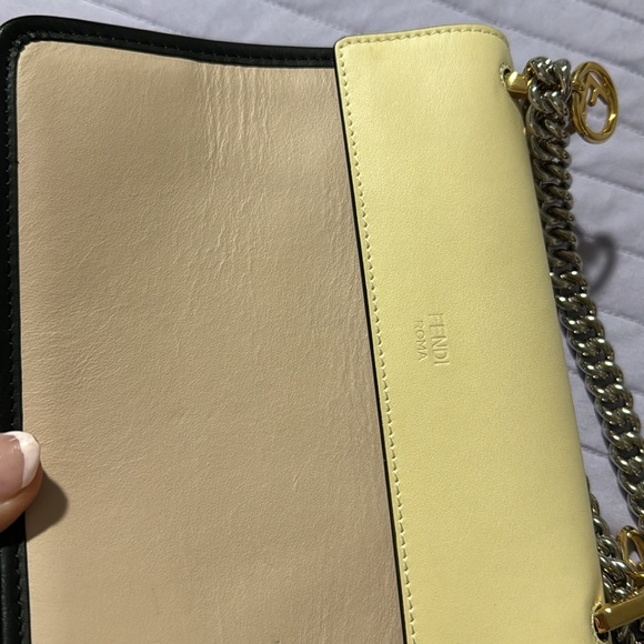 Fendi - Picture 2 of 3